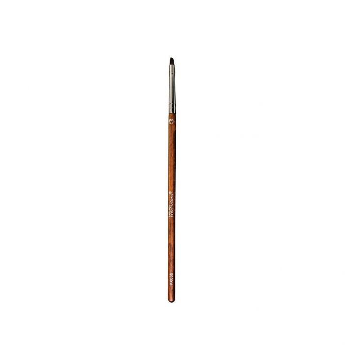 Angled Eyeshadow Brush